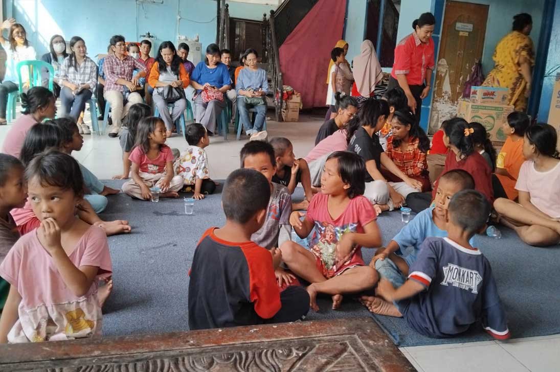 KUNJUNGAN KASIH KE PANTI ASUHAN KASIH BUNDA UTARI 